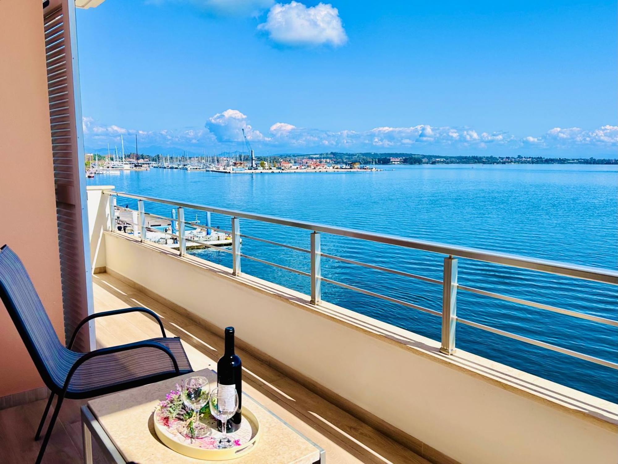 Bluish 3A Apartment Preveza Exterior foto