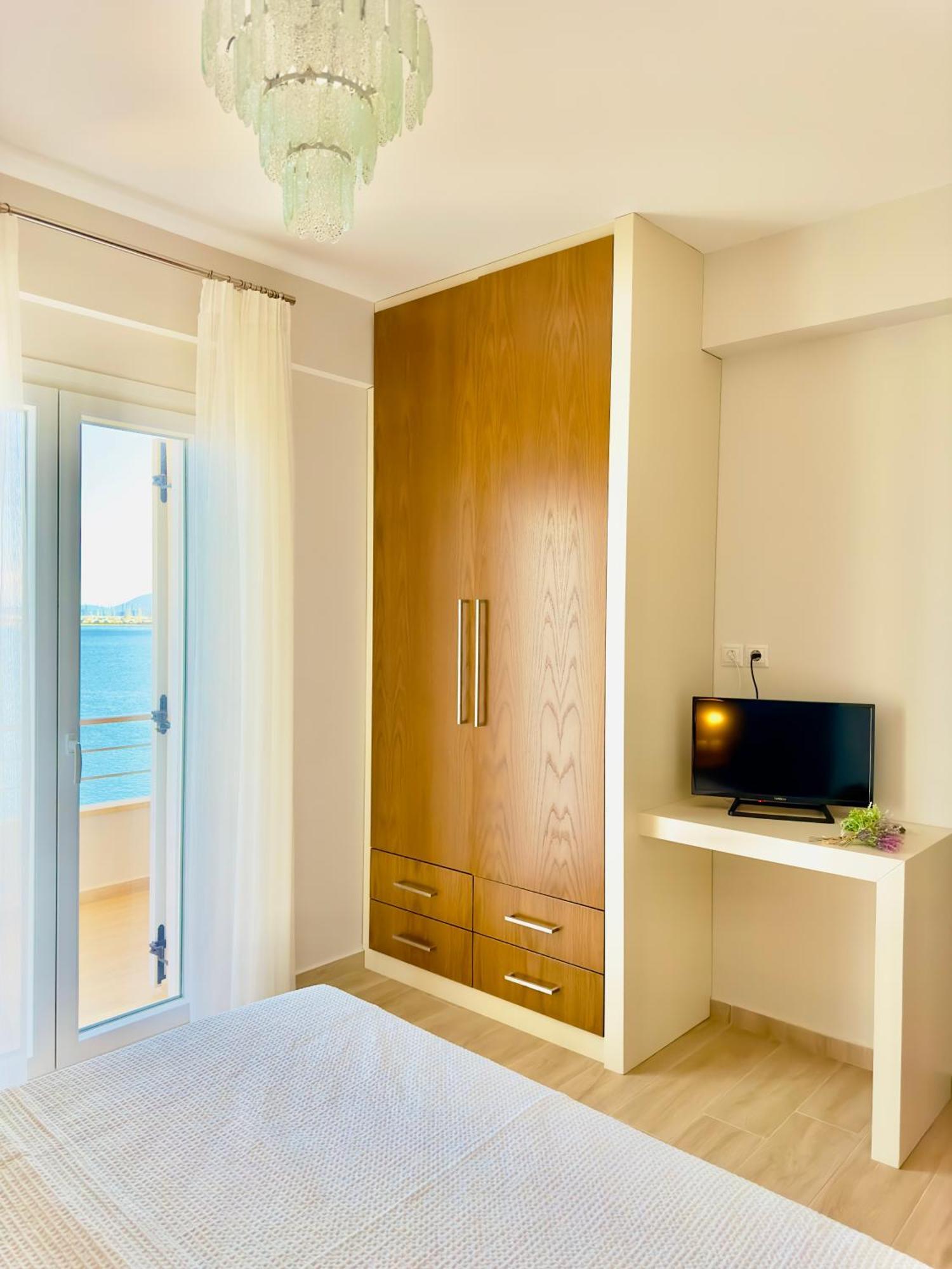 Bluish 3A Apartment Preveza Exterior foto