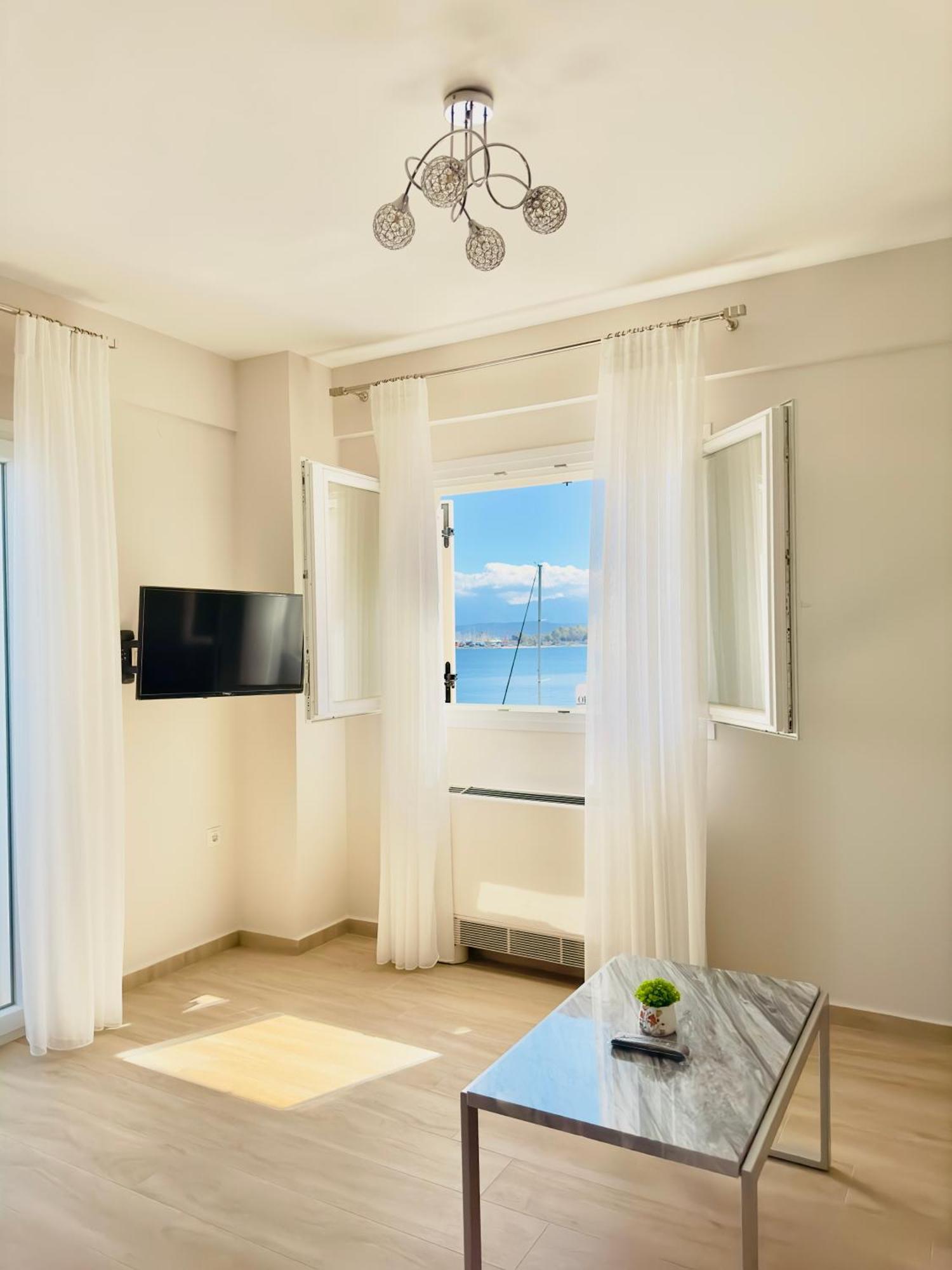 Bluish 3A Apartment Preveza Exterior foto