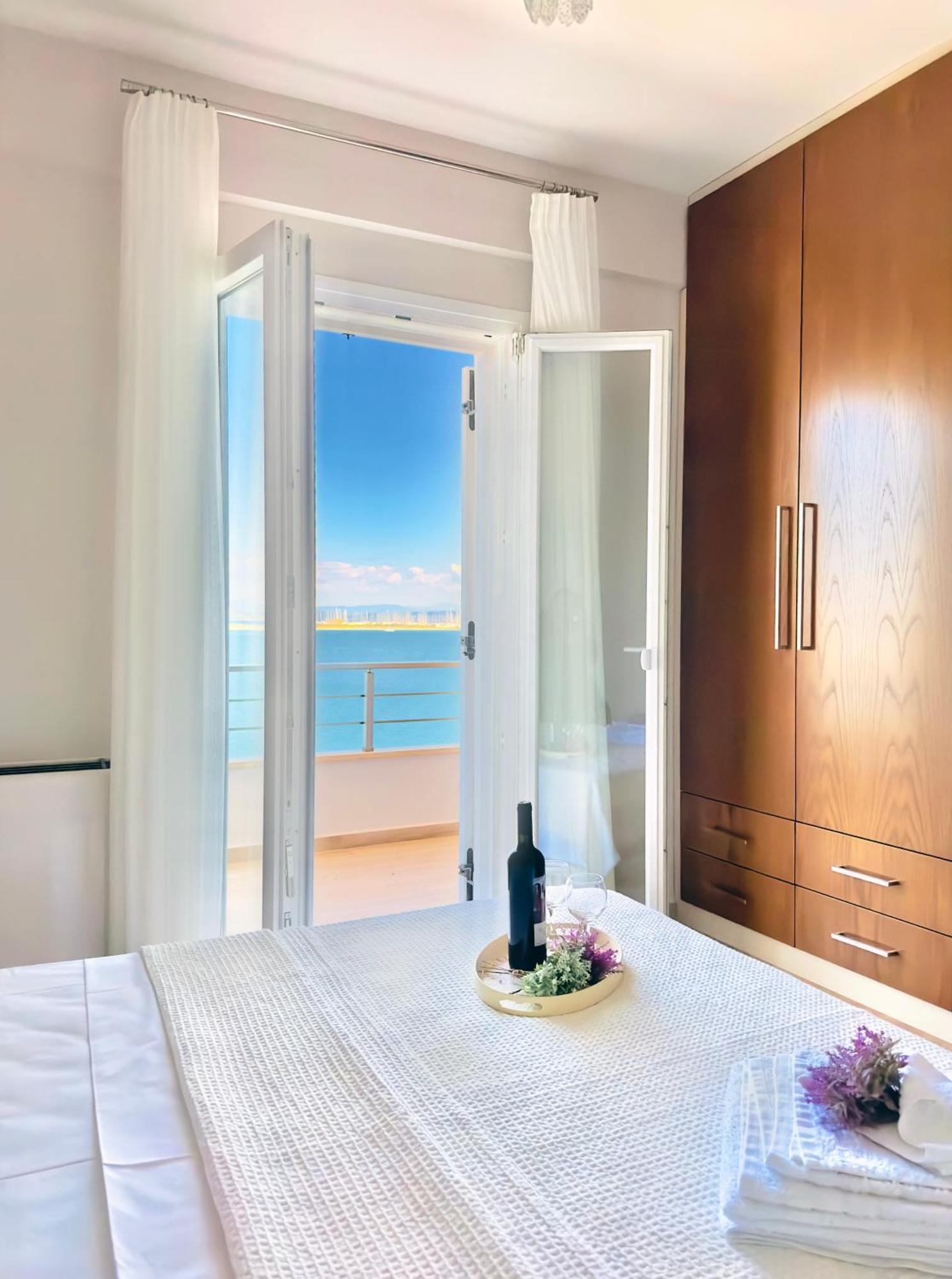 Bluish 3A Apartment Preveza Exterior foto